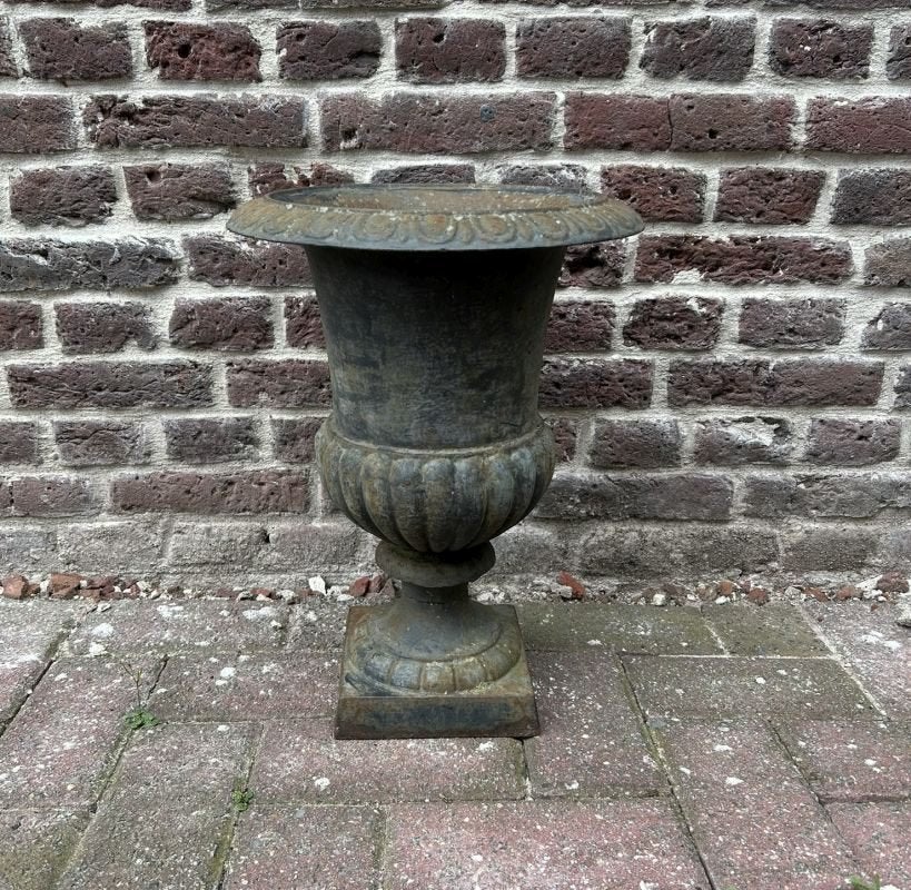 Antieke gietijzeren tuinvaas - Hoogte 43 cm, Tuin en Terras, Ophalen of Verzenden, Gebruikt