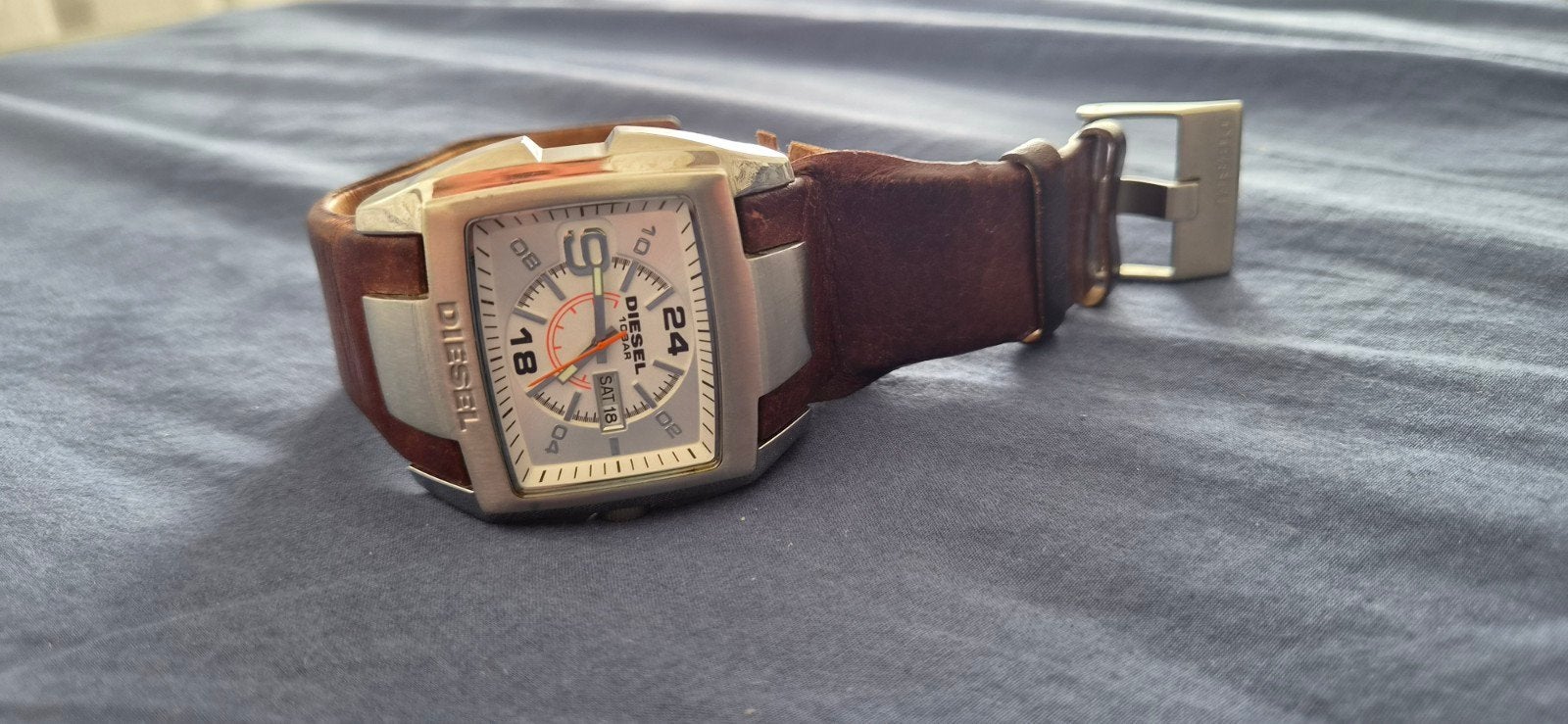 montre Diesel Original, Montre-bracelet, Autres marques, Enlèvement ou Envoi, Cuir