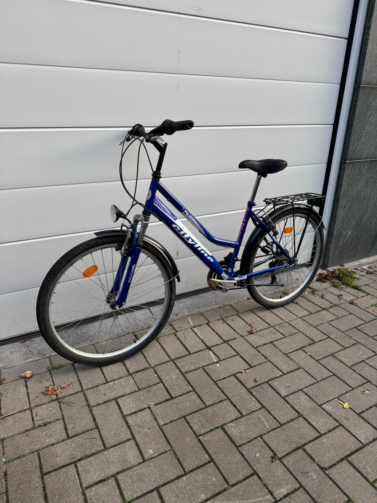 Velo, Fietsen en Brommers, Ophalen, Zo goed als nieuw