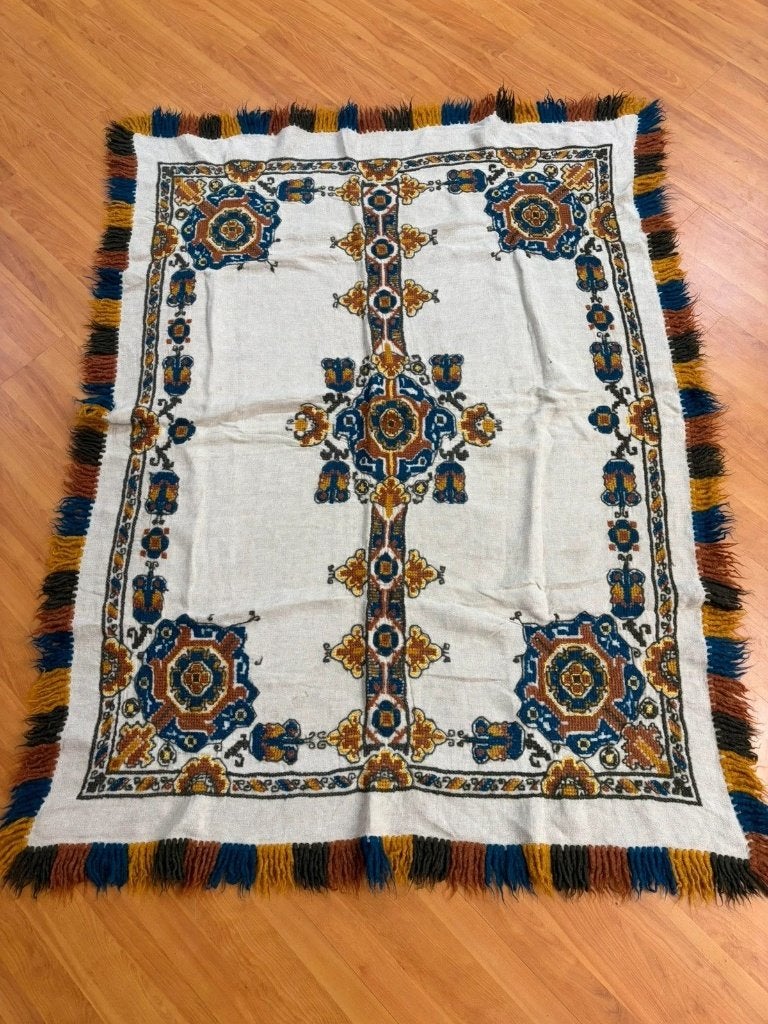 Tafelkleed jaren '70 geborduurd linnen 155/113 cm, Antiek en Kunst, Ophalen of Verzenden