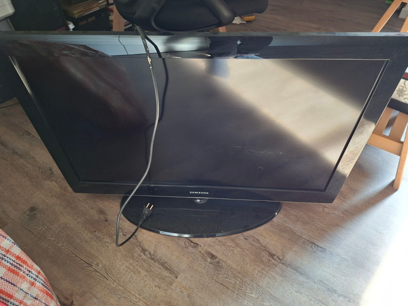 Samsung TV  37inch met afstandsbediening, Ophalen, Samsung