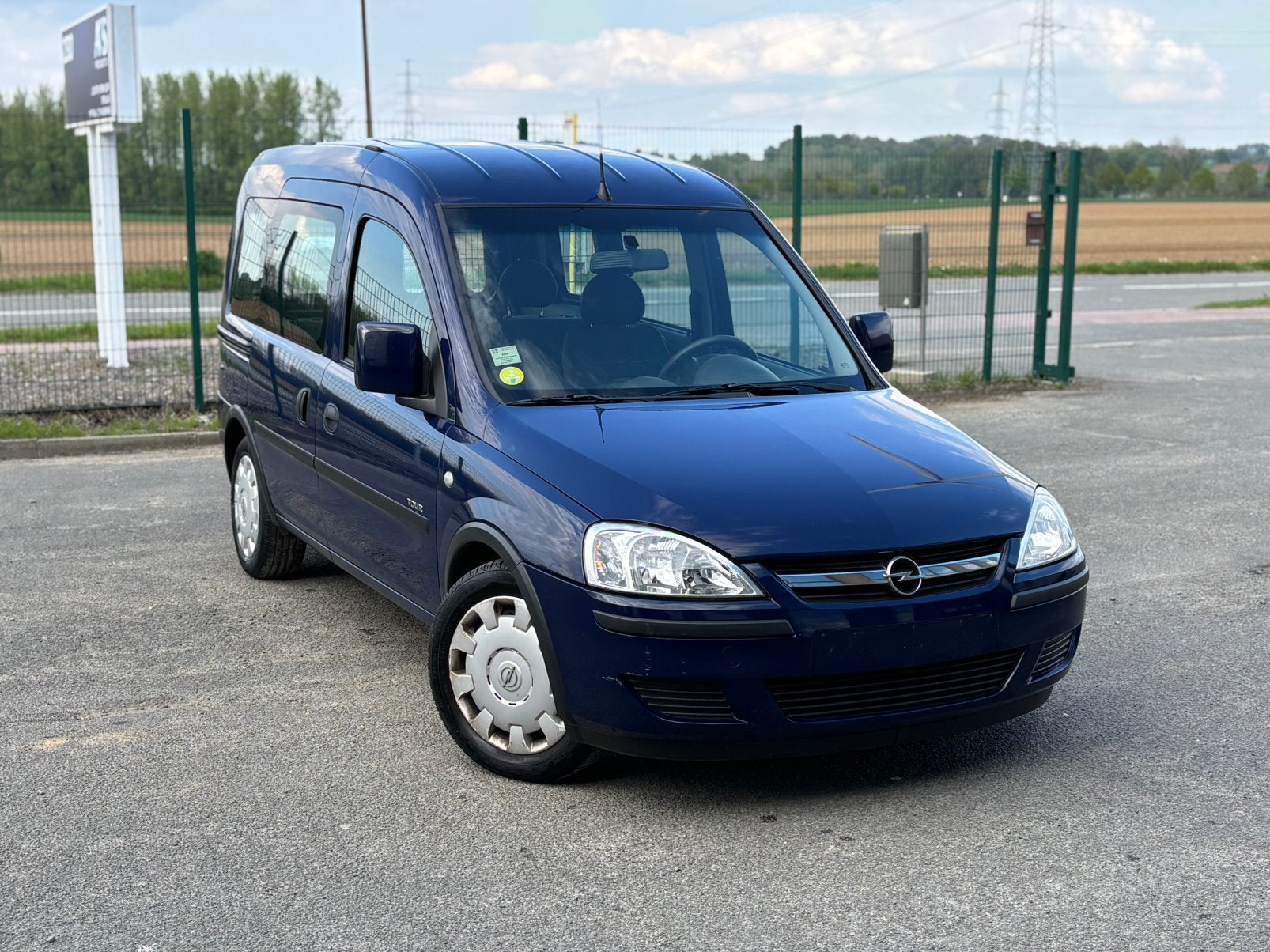 Opel Combo 2005 1.4 essence LEZ OK 175000, Auto's, Monovolume, Elektrische ramen, Bedrijf, 1364 cc