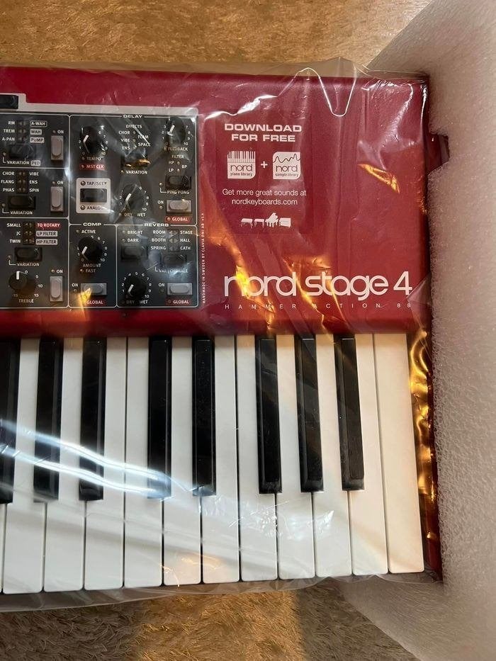 Clavier Nord Stage 4 88 touches Synthétiseur Neuf, Musique & Instruments, Envoi, Neuf, 88 touches, Autres marques