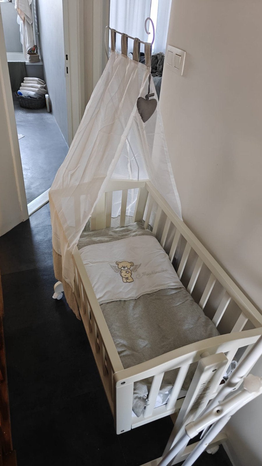 TE KOOP Nieuw babywiegje, Kinderen en Baby's, Ophalen