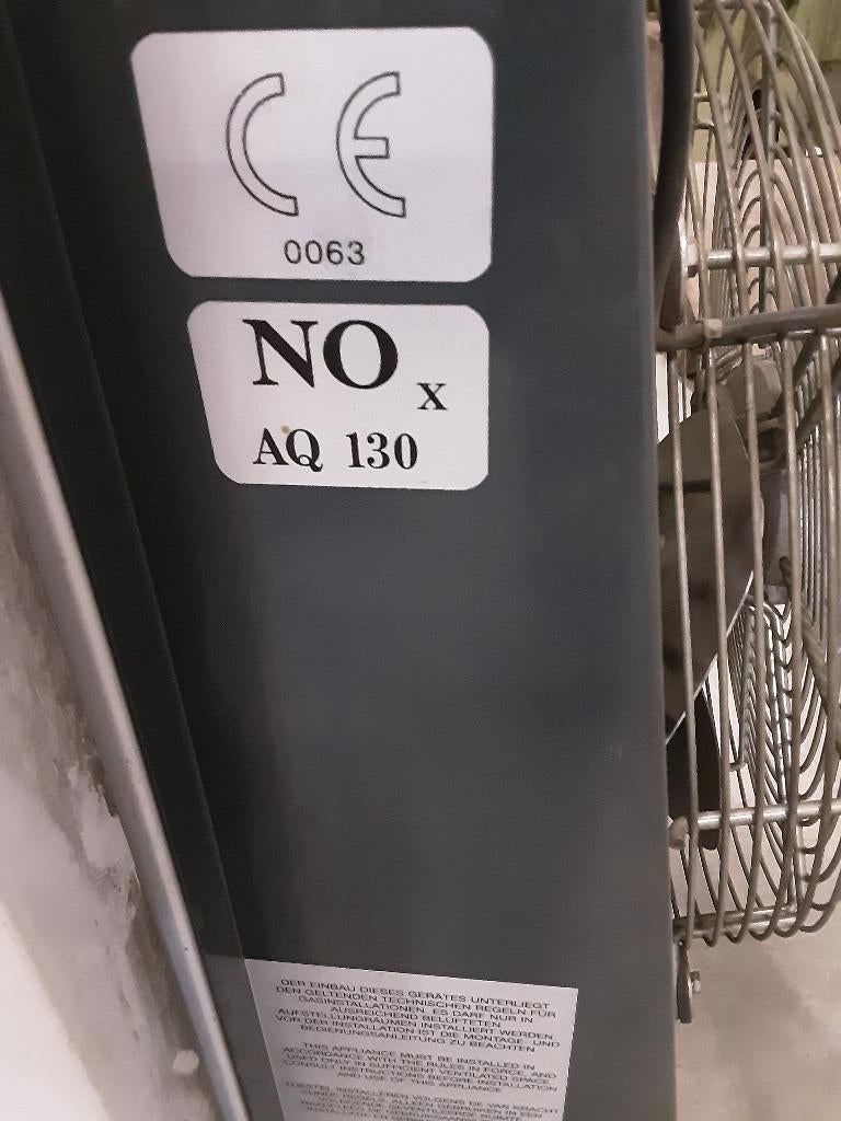 Gasverwarming atelier, Doe-het-zelf en Bouw, Verwarming en Radiatoren, Ophalen, Gebruikt