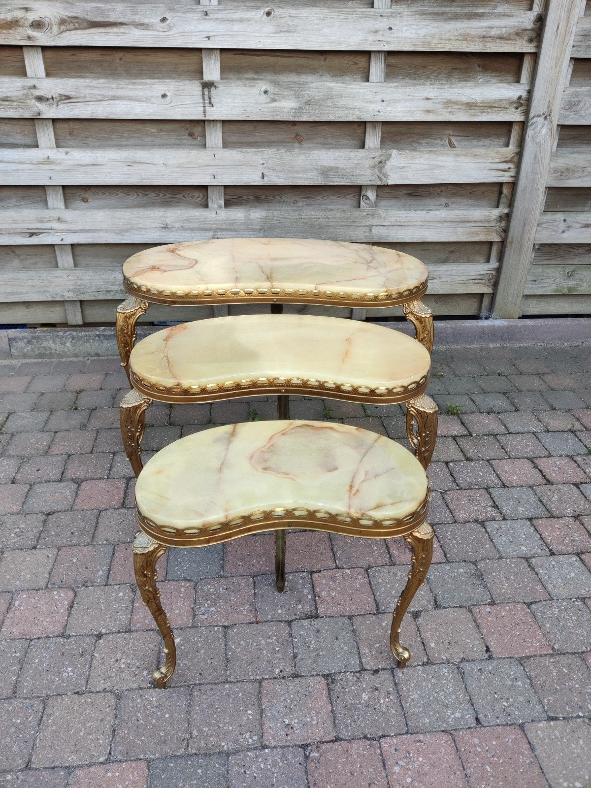 Set van 3 Antieke bijzettafels (marmer en messing), Ophalen