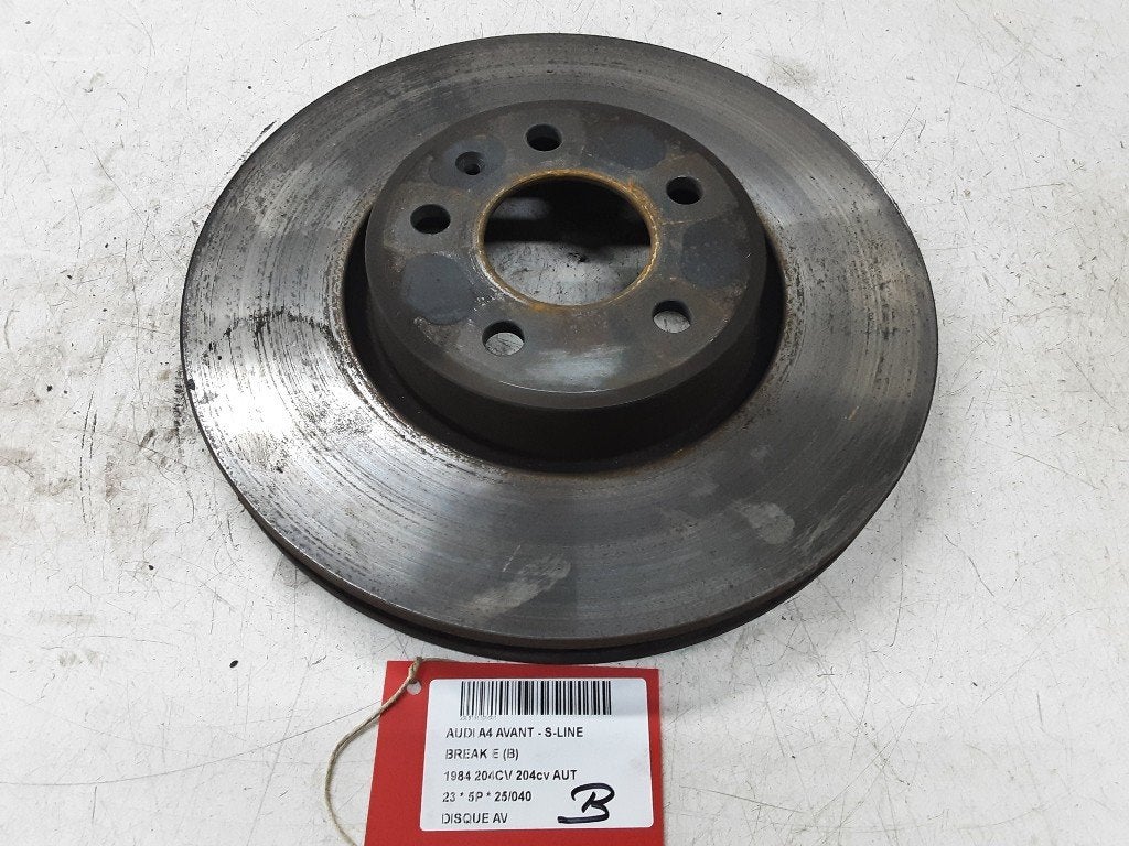 FREIN DISQUE AVANT Audi A4 Avant (B9) (8W0615301M), Auto-Union-Straße  1,
85057  Ingolstadt, DE, Info@audi.de, Audi, Utilisé
