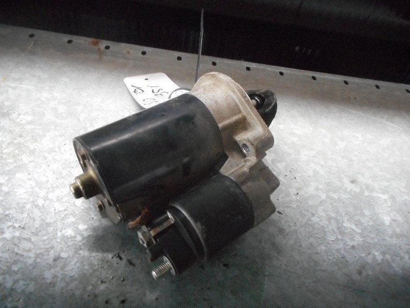DÉMARREUR Mercedes-Benz C (W203) (0051515301), Robert Bosch AG, Mercedes-Benz, Utilisé, Robert-Bosch-Allee 1
74232  Abstatt, DE