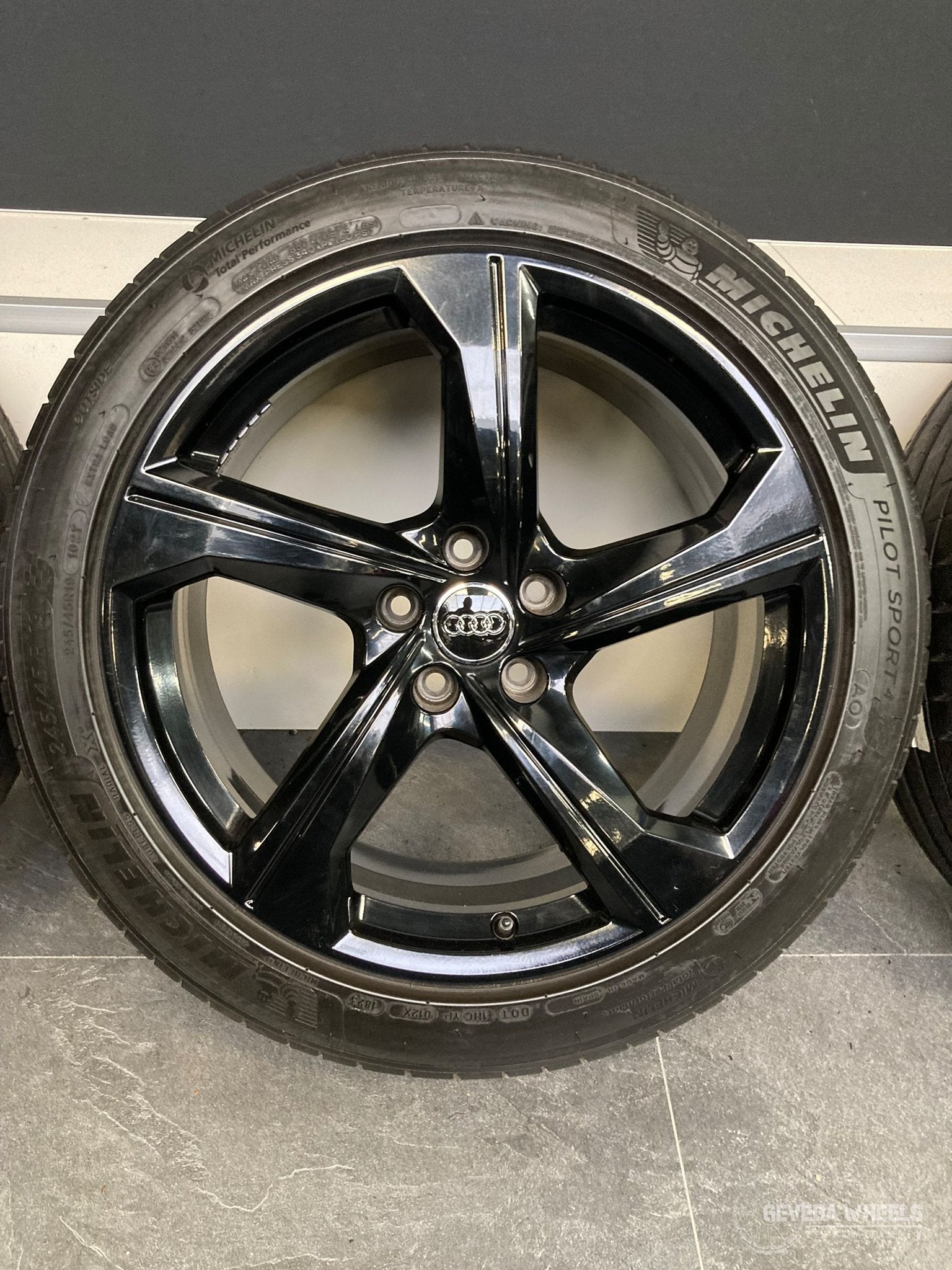 19” originele Audi A6 C8 velgen + banden 5x112 4K0601025AJ, 19 inch, -, -, Banden en Velgen