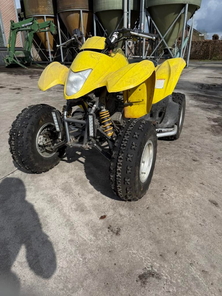 Suzuki LTZ 250, Motoren