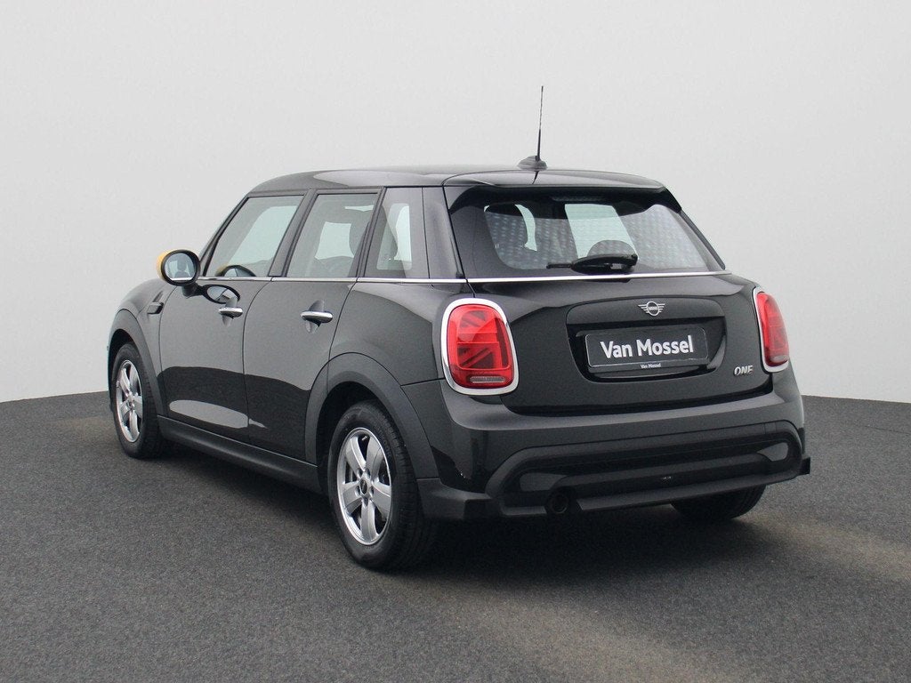 Mini Mini 5 door One NAVI | PDC, Voorwielaandrijving, 75 kW, Stof, Gebruikt