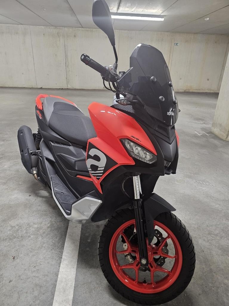 Aprilia SR GT 125 – 5300 km – TOPSTAAT – 2022 – 4T, Motoren, Scooter, Nieuw, Particulier, 125 cc