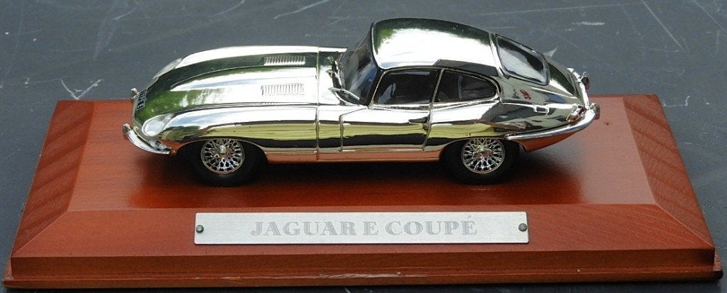 Jaguar E Coupé - Echelle 1/43, Enlèvement ou Envoi, Comme neuf, Voiture