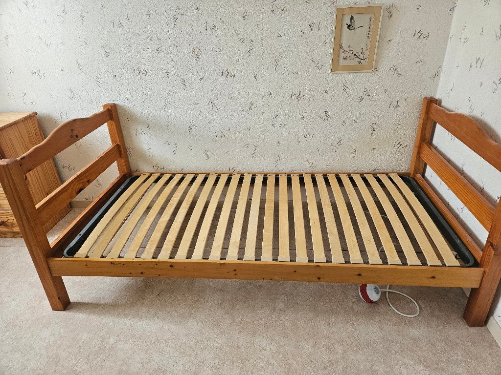 Urgent vends lit 90cm, Huis en Inrichting, Slaapkamer | Bedden, Ophalen, Gebruikt, Eenpersoons, 190 cm of minder
