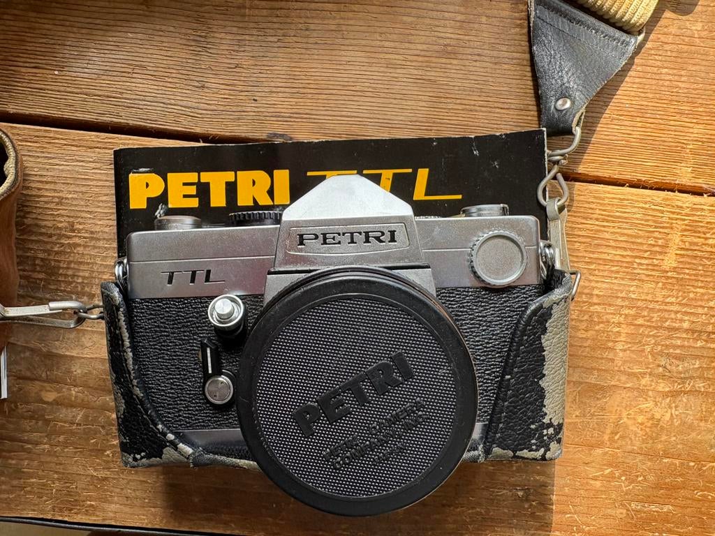 PETRI, VINTAGE, VOLLEDIGE SET, CAMERA, FLITSLENZEN, ENZ., Ophalen of Verzenden, Zo goed als nieuw