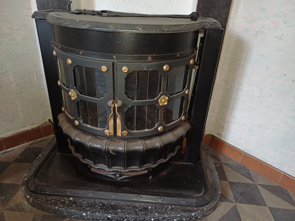 vintage mazoutkachel, Huis en Inrichting, Ophalen, Gebruikt, Overige brandstoffen