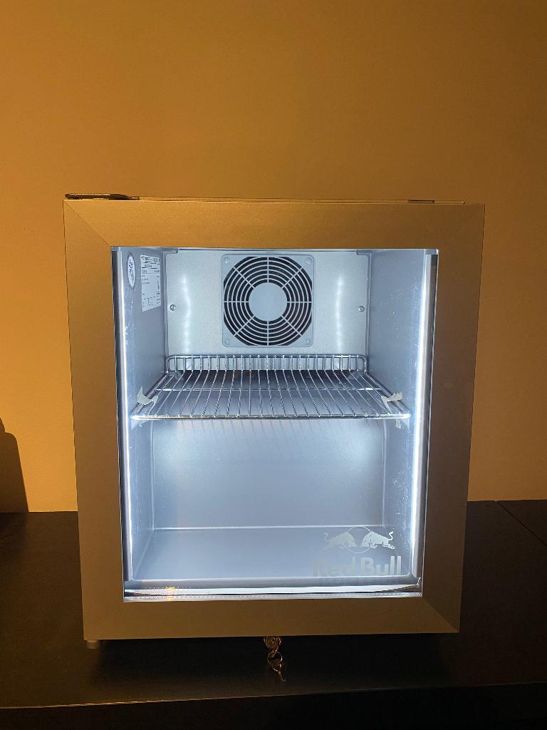 Redbull minibar, Enlèvement ou Envoi