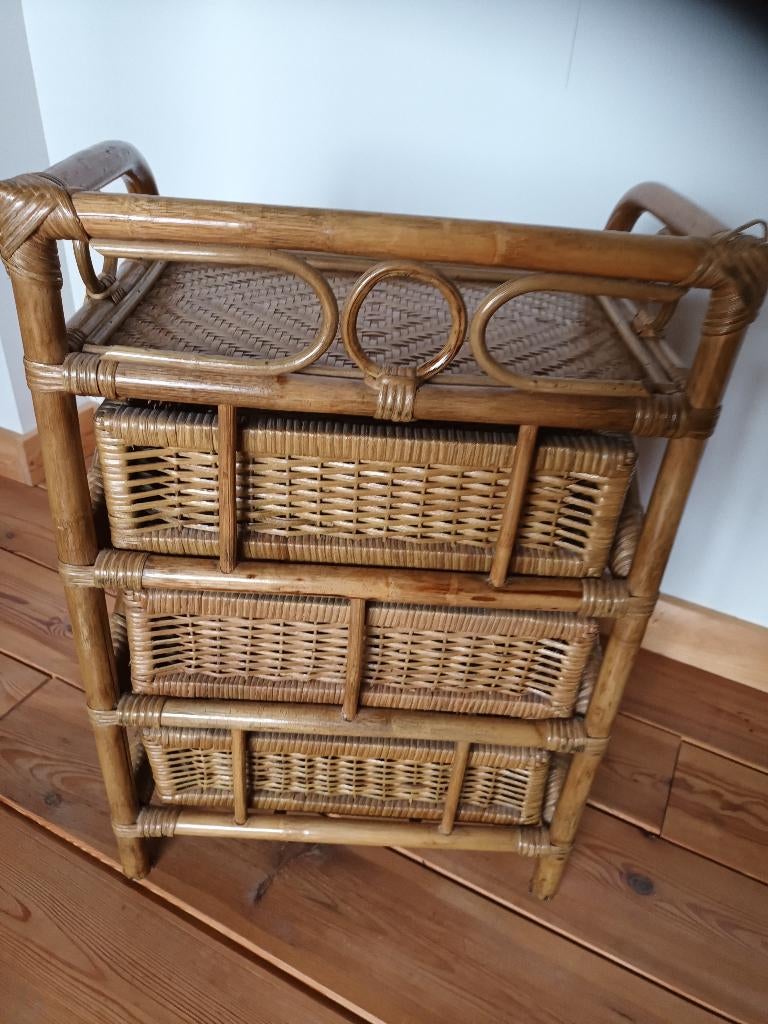Rieten kastje retro, Ophalen, Huis en Inrichting