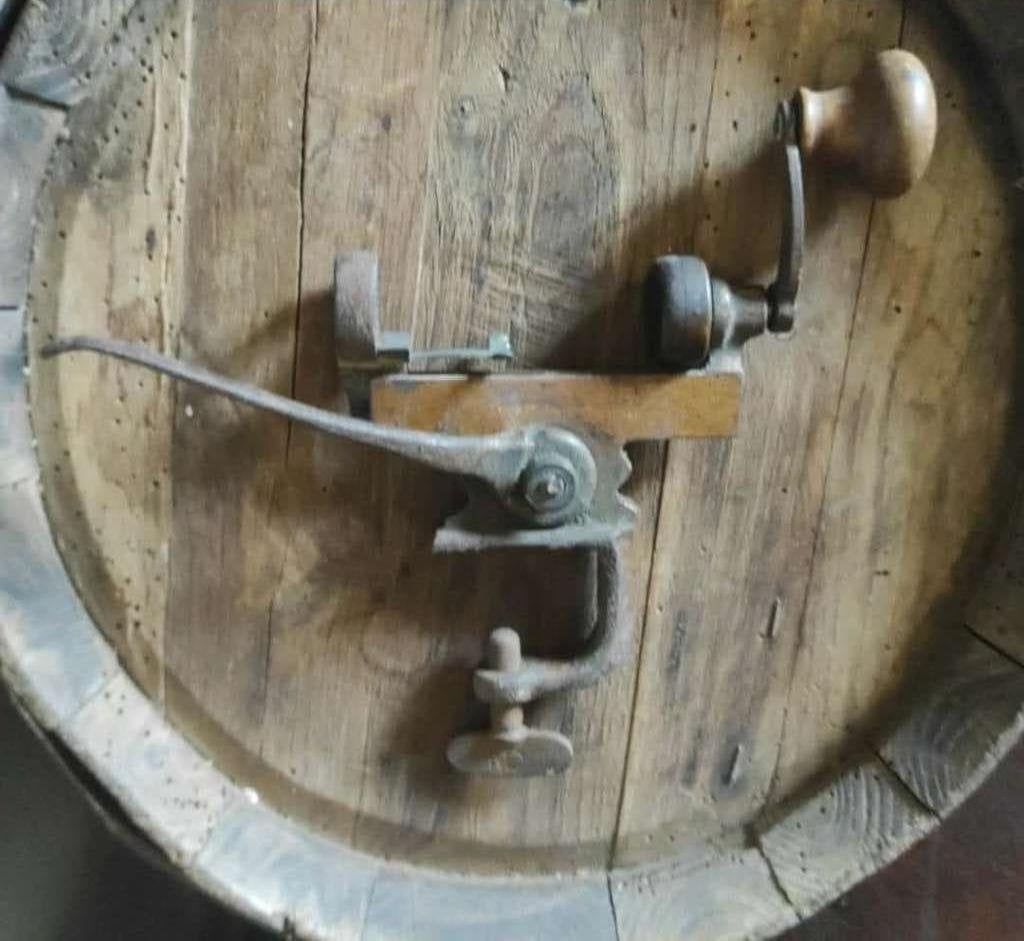 sertisseur a broche en calibre 16 marque md Paris, Envoi