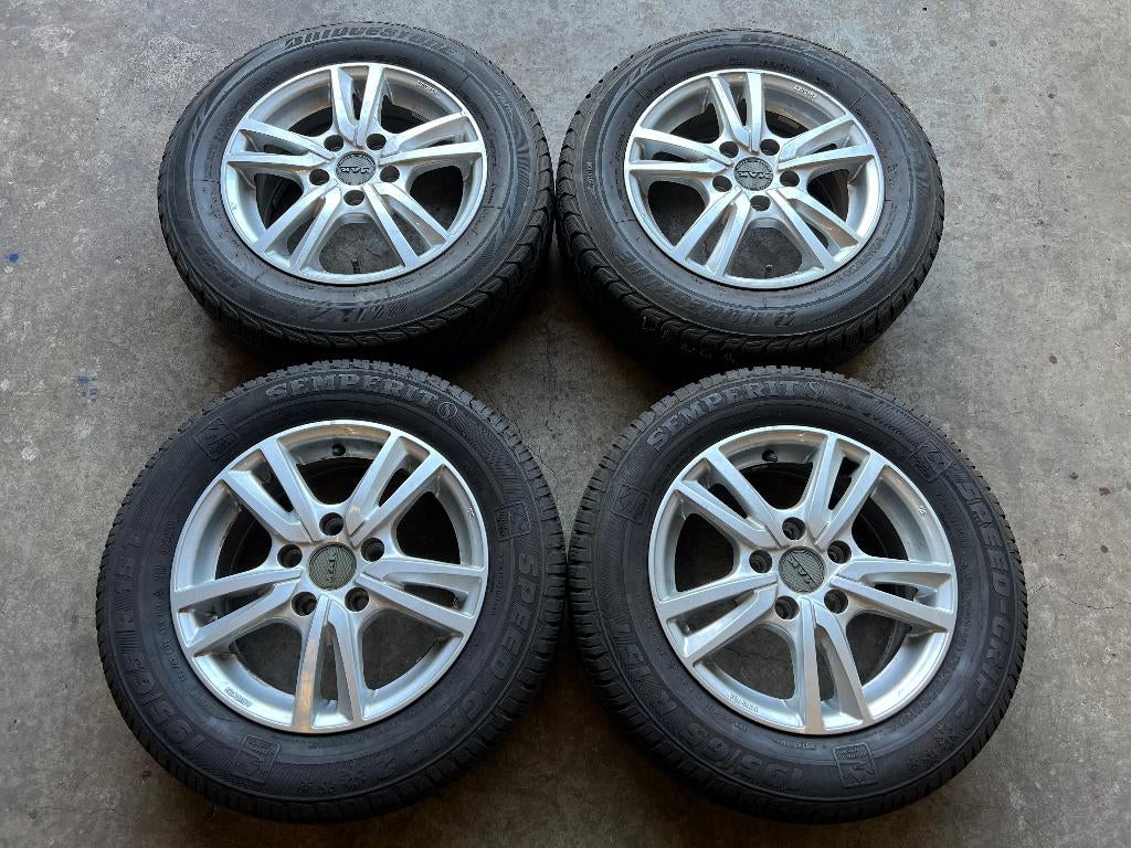 5x114,3 16 inch Kia Carens Velgen + Winterbanden, Enlèvement, Utilisé, Kia