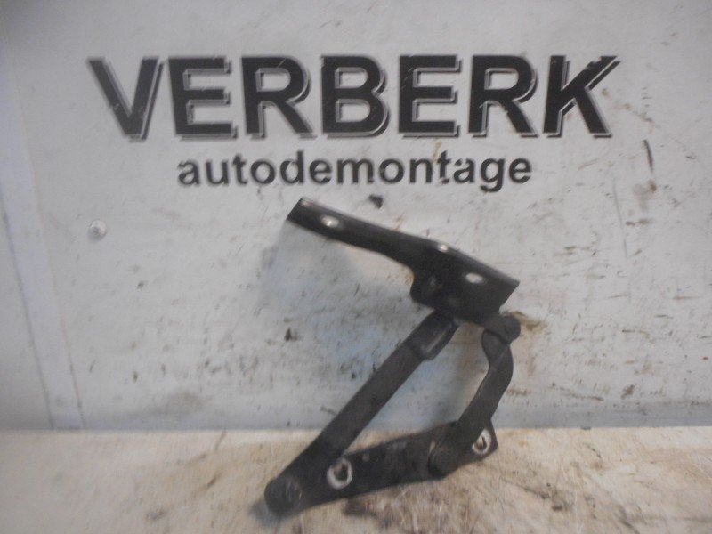 ACHTERKLEPSCHARNIER LINKS Ford StreetKa (01-2002/07-2005), Gebruikt, Henry-Ford-Straße  1
50735  Köln, DE, Ford-Werke GmbH, Kunden@ford.com