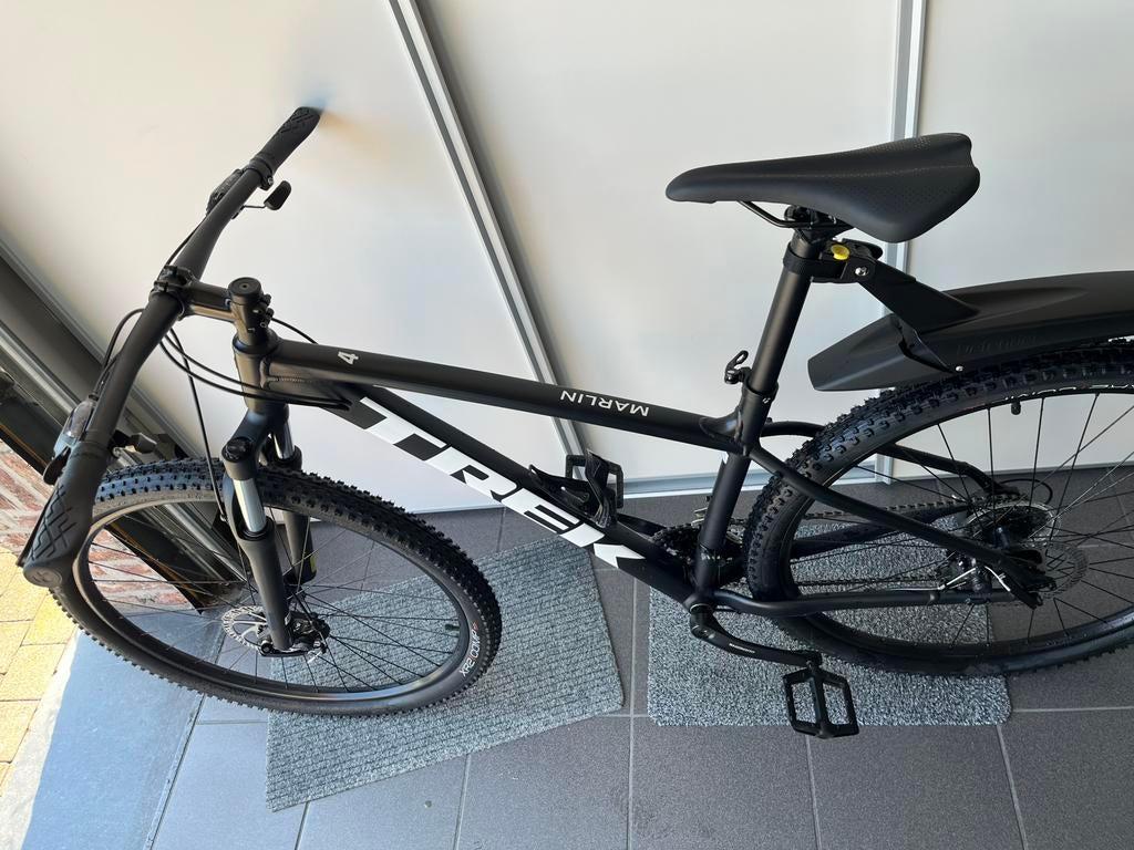 Trek moutainbike marlin 4, Vélos & Vélomoteurs, Vélos | Femmes | Vélos de sport & de randonnée, Neuf, Autres marques, Moins de 10 vitesses