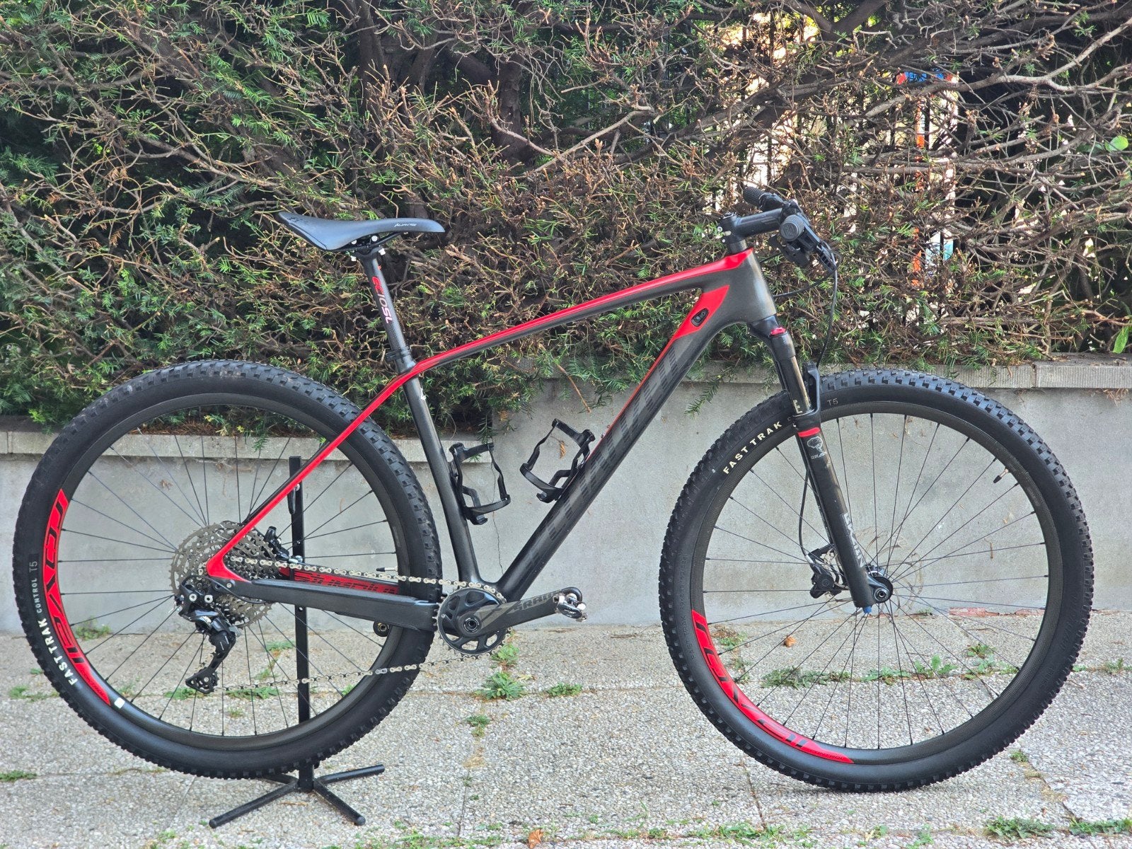 Vélo VTT Specialized Stumpjumper Expert Carbon 29 Taille L, Vélos & Vélomoteurs, Enlèvement