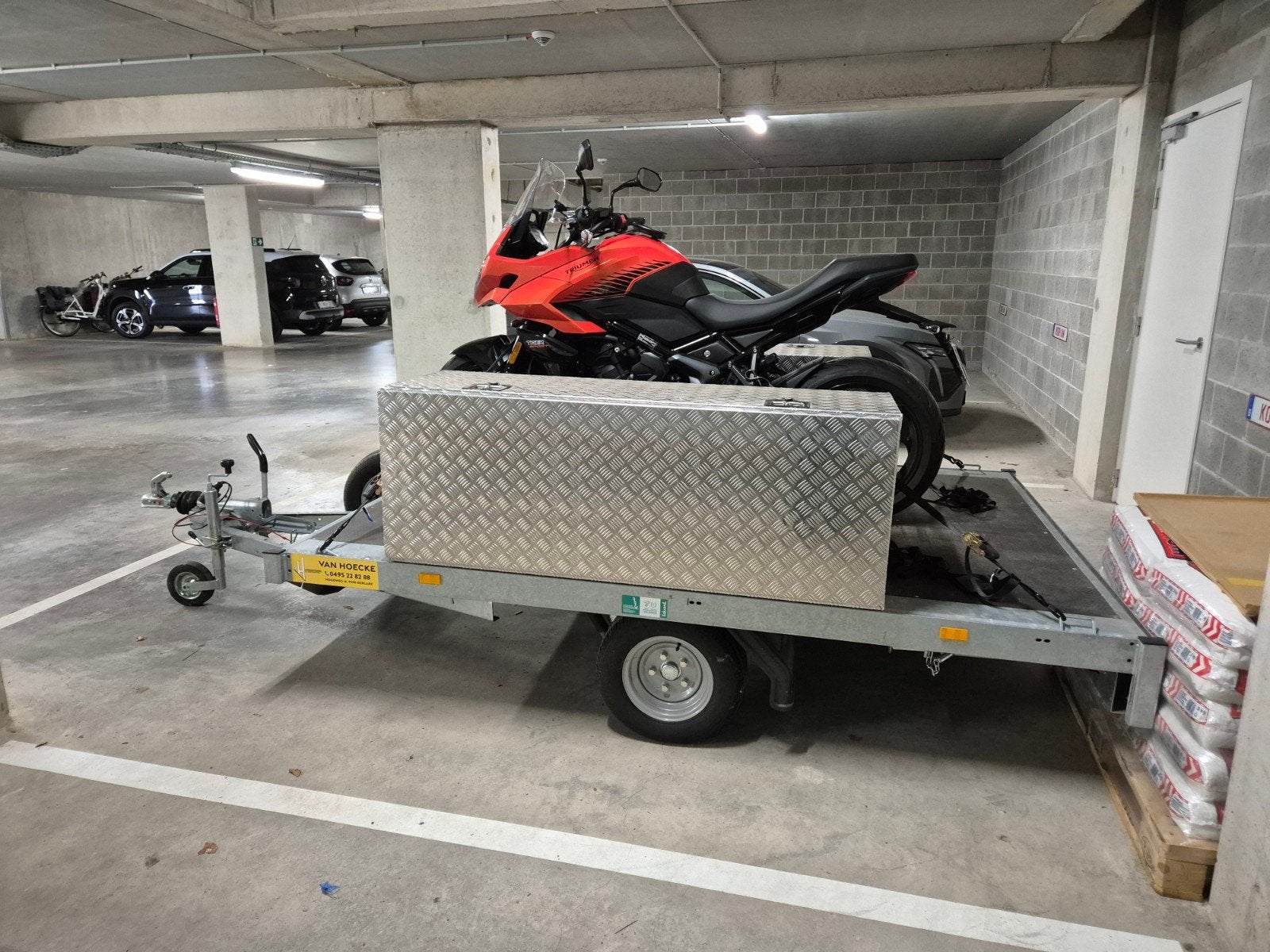 MOTORFIETS TRAILER AANHANGWAGEN, Ophalen