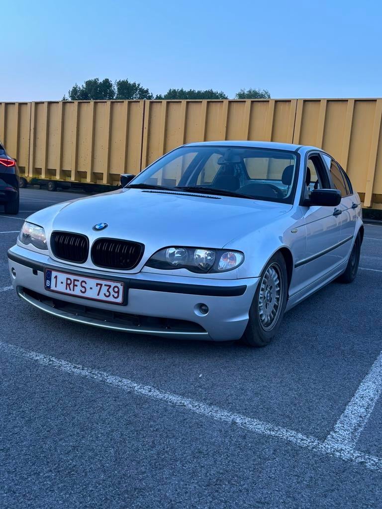 Bmw e46 export 200k km start niet meer, Auto's, BMW, Achterwielaandrijving, 4 cilinders, 5 deurs, Particulier