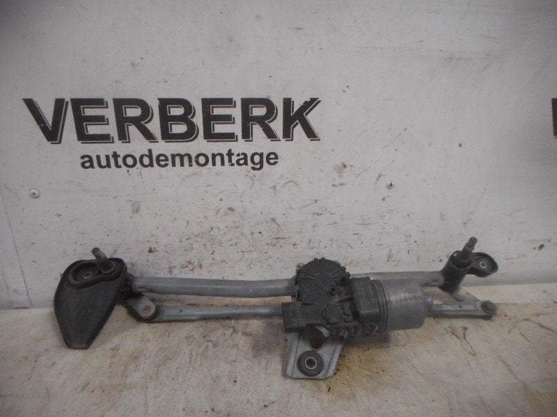 MOTEUR + TRINGLERIE ESSUIE GLACE AVANT Opel Astra H (L48), Robert Bosch AG, Opel, Utilisé, Robert-Bosch-Allee 1
74232  Abstatt, DE