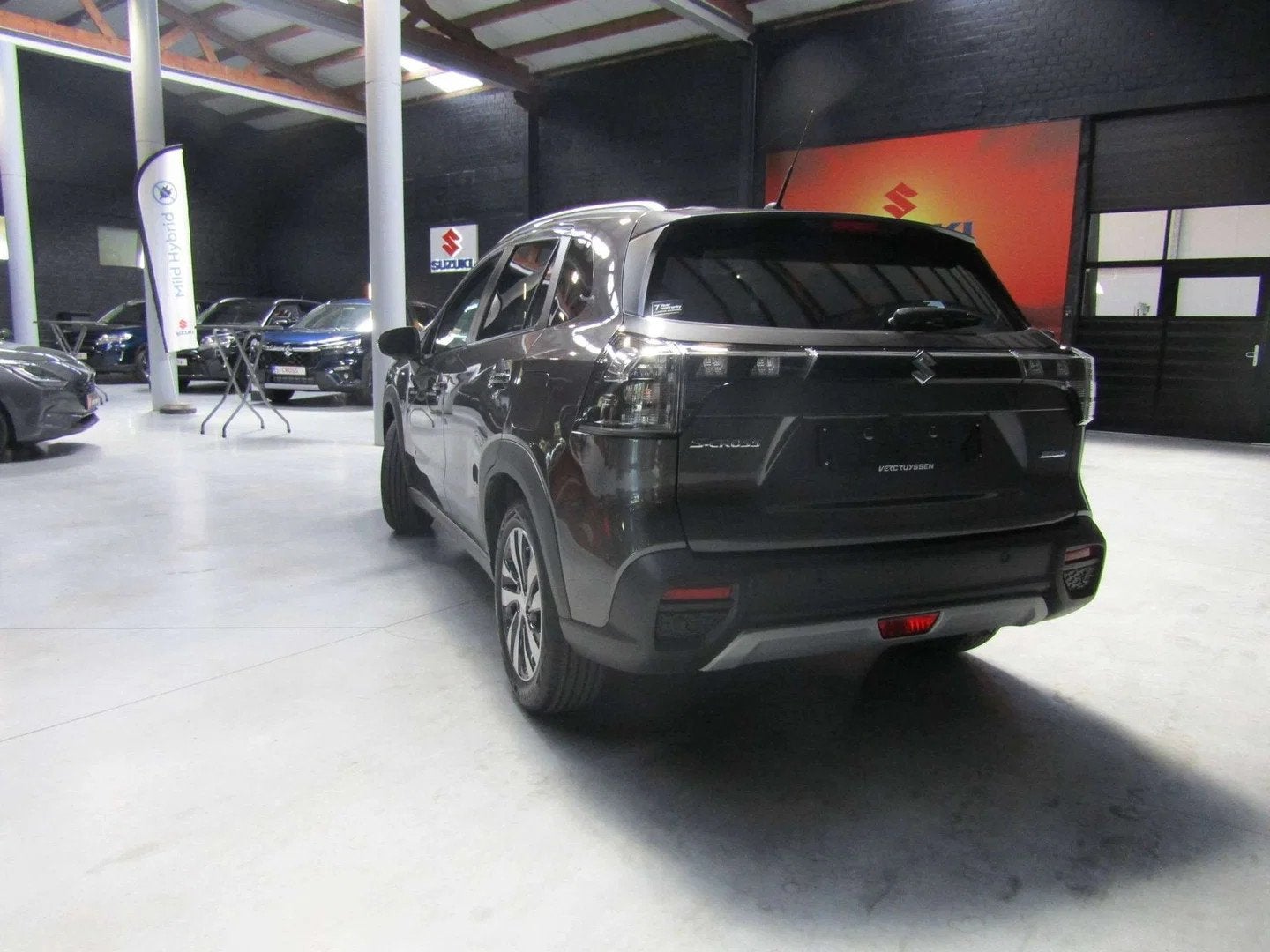 Suzuki S-Cross S-Cross 1.4 Turbo Boosterjet 48V Hybrid GLX, Argent ou Gris, Boîte manuelle, Noir, 5 portes