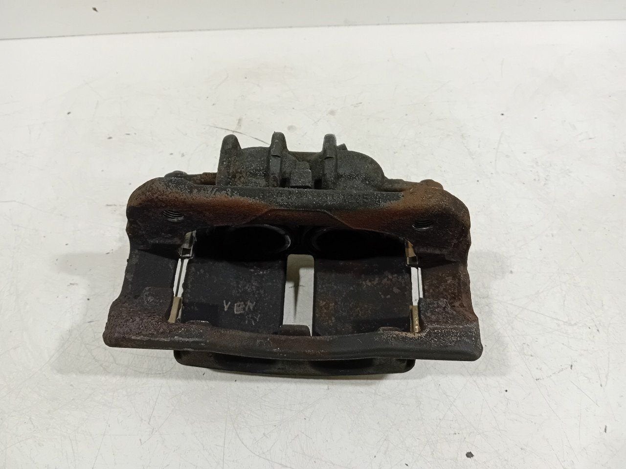Remklauw rechts voor Citroën Jumpy, Onderdelen@venauto.nl, Van der Ven Autorecycling B.V., Gebruikt, Ettenseweg 76, 4706 PB Roosendaal, The Netherlands