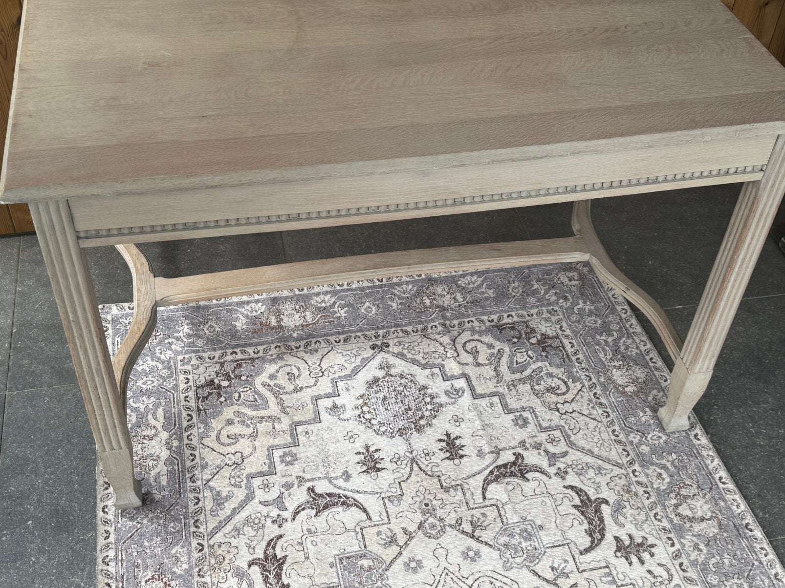 Belle table rustique en chêne blanchi, Enlèvement