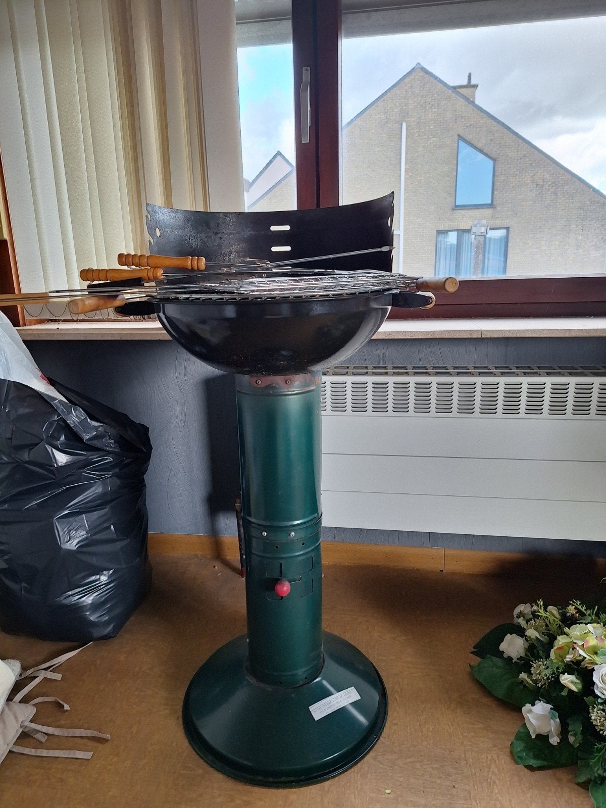 barbecue met toebehoren, Ophalen, Zo goed als nieuw