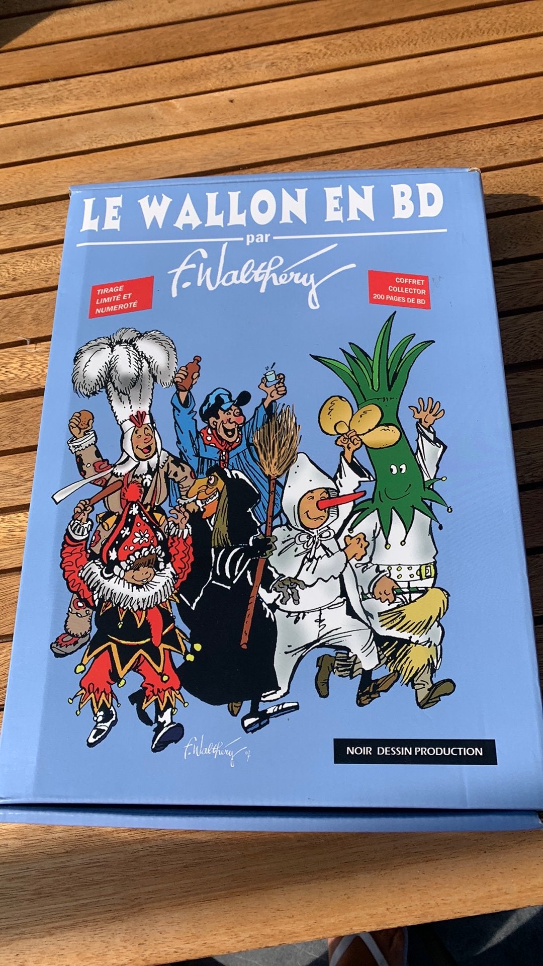 Le Wallon en Comics, genummerde boxset in beperkte oplage, Boeken, Ophalen of Verzenden, Zo goed als nieuw