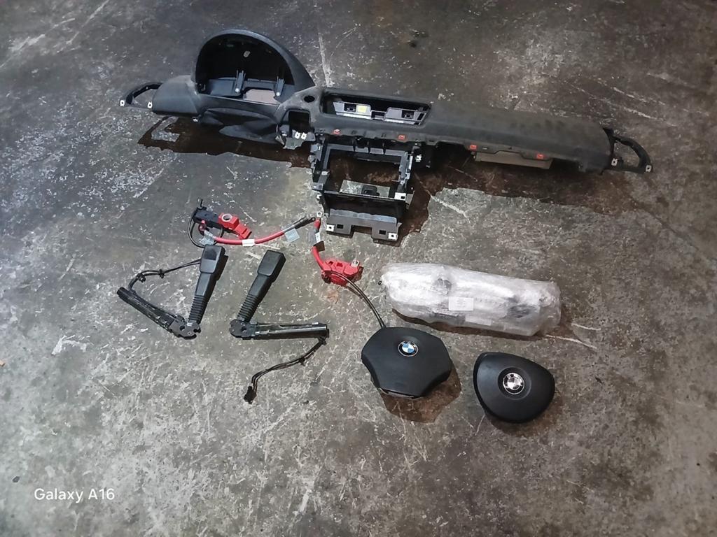 Airbagkit Bmw serie 1 e81 e81 e82 e87 e88 Diverse kleuren, Ophalen, BMW