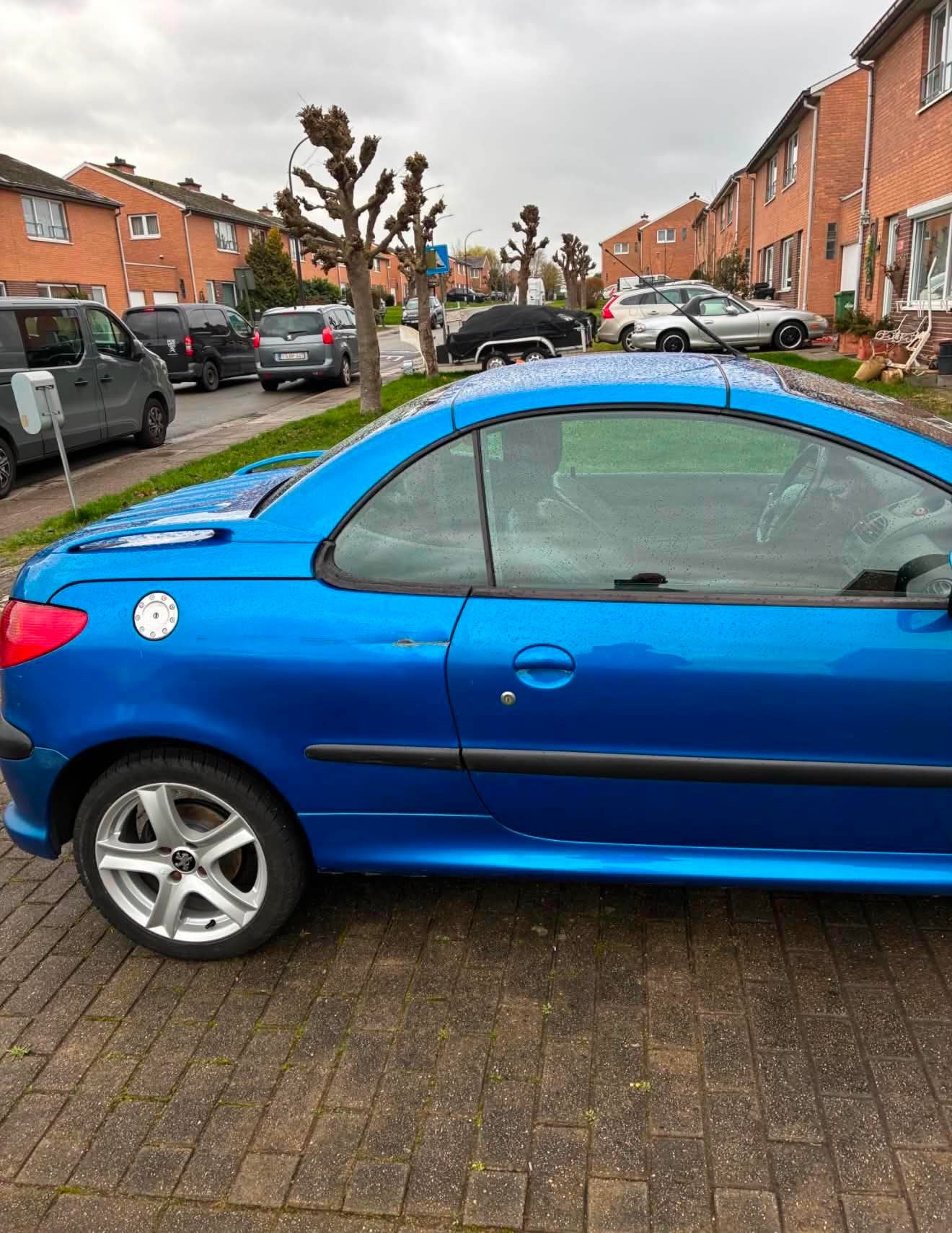 Peugeot 206 cc, Autos, Peugeot, Particulier, ABS, Airbags, Air conditionné, Ordinateur de bord, Verrouillage central, Rétroviseurs électriques