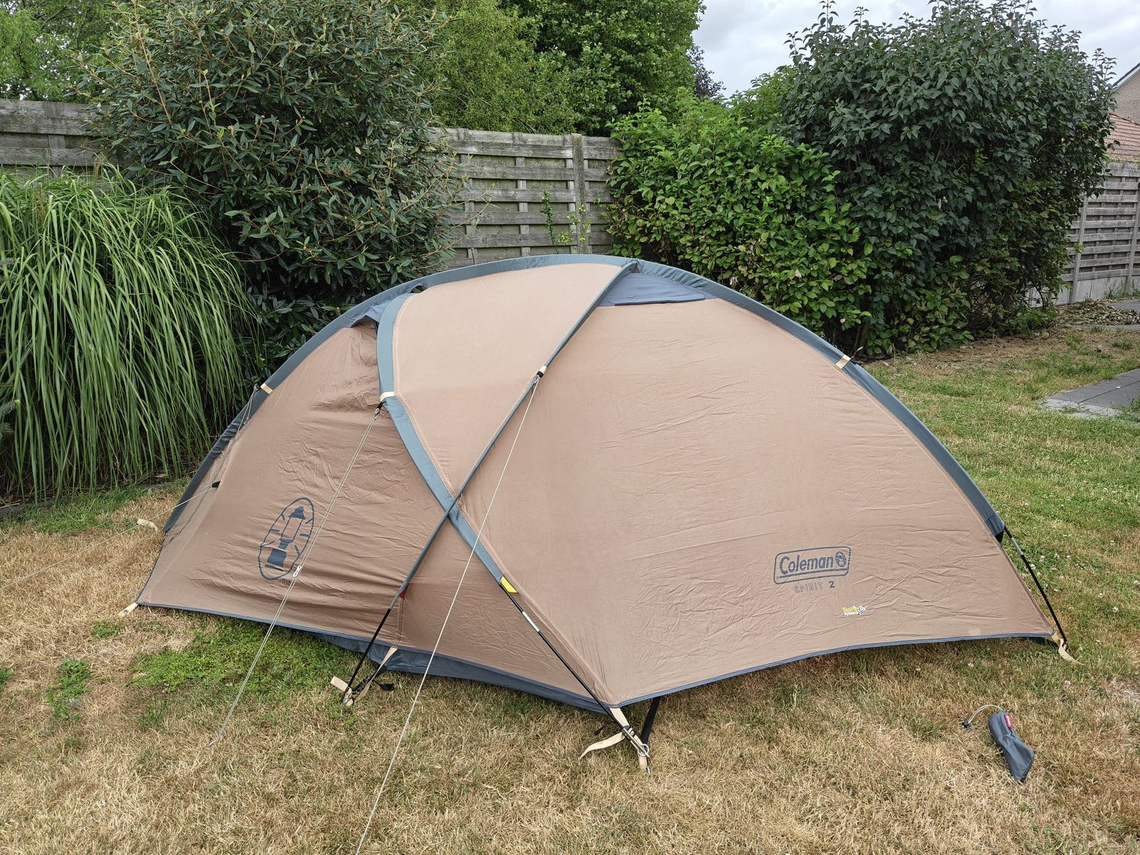 oleman Spirit 2 Tent - Compacte 2-persoons koepeltent, Ophalen of Verzenden, Zo goed als nieuw