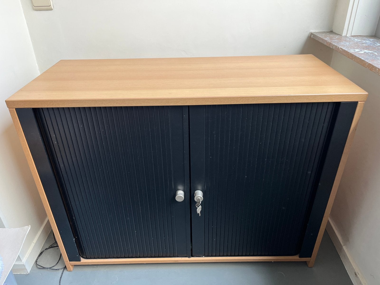 Stevige opbergkast, Ophalen, 100 tot 150 cm, Zo goed als nieuw, Minder dan 100 cm
