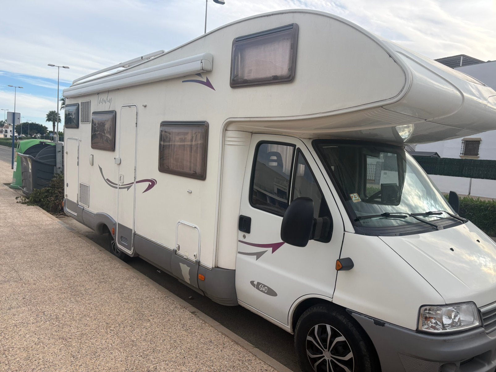 Fiat 7-persoons stacaravan, Caravans en Kamperen, Airbags, Alkoof, Audio installatie, Fiat