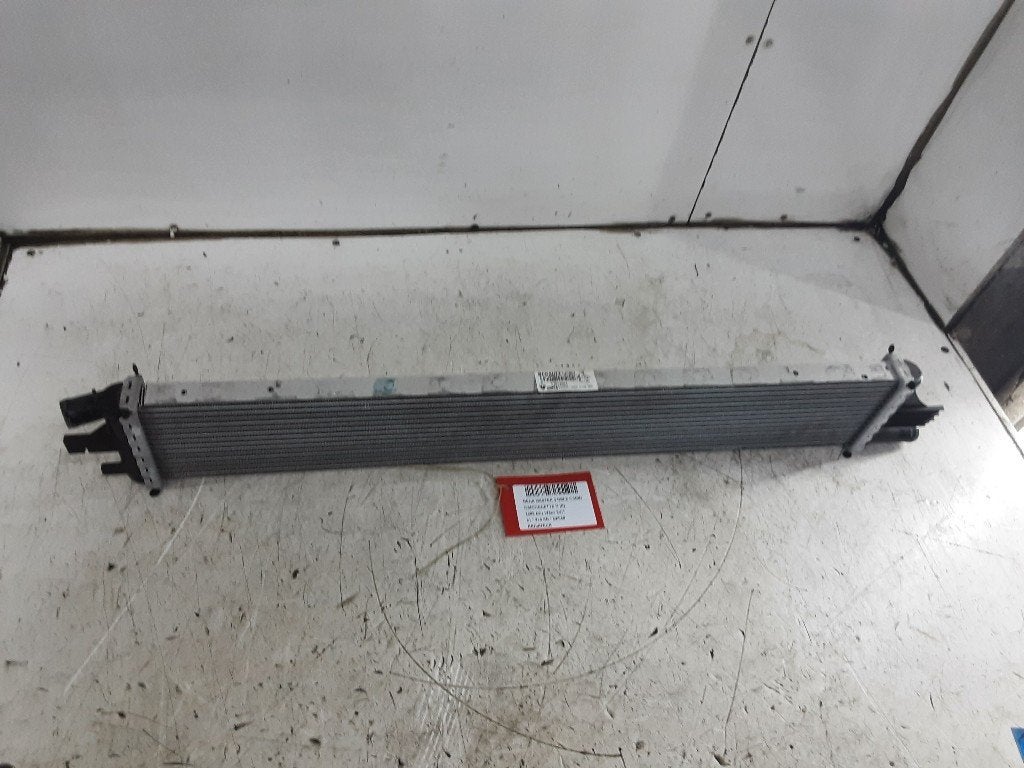 RADIATEUR Renault (214C10001R), Gebruikt, Renault, Peter-Huppertz-Straße 5
51063  Köln, DE, Dialog.deutschland@renault.de