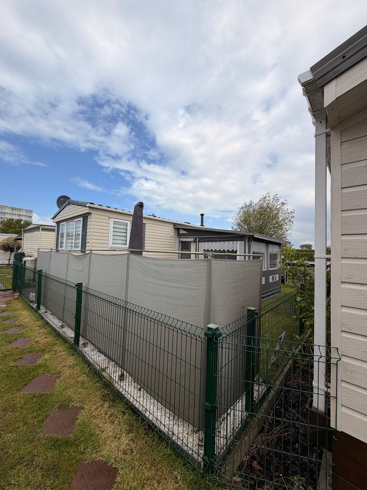 Stacaravan te koop park costa Bredene., Caravans en Kamperen, Stacaravans, Tot en met 5
