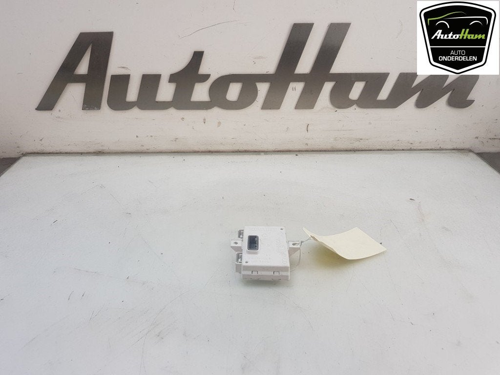 COMPUTER KACHEL Renault Clio IV (5R) (01-2012/08-2021), Gebruikt, Renault