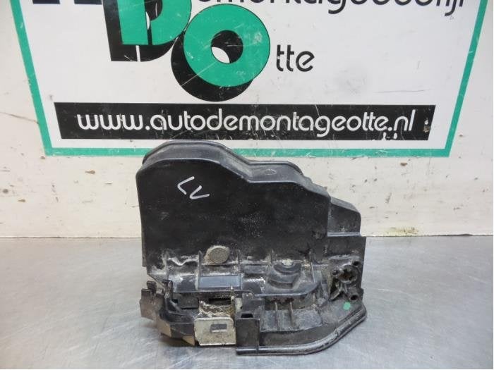 Deurslot Mechaniek 4Deurs links-voor van een BMW 5-Serie (5-, Gebruikt, -, -, Ophalen of Verzenden