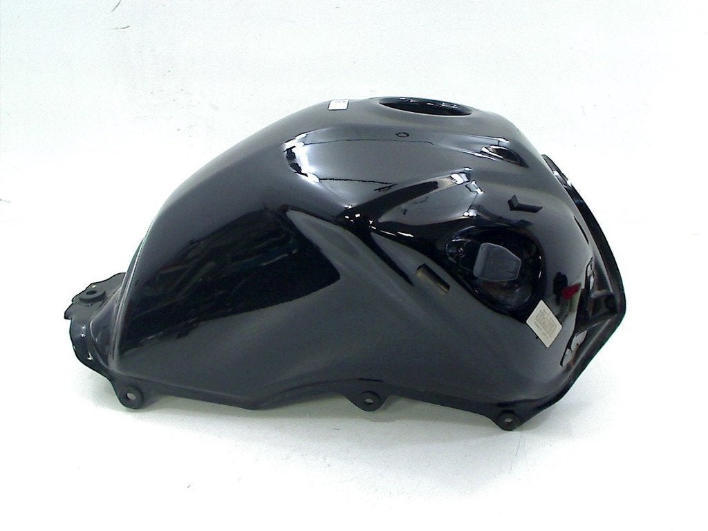 TANK Honda CBF 125 (01-1970/-), Dhr. S. di Majo, Gebruikt, Info@cama-motorparts.nl, P.J. Troelstraweg 8 8
3144 CX  MAASSLUIS, NL