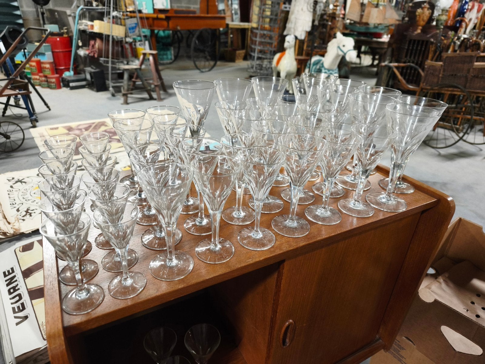 groot servies kristallen glazen, Antiek en Kunst, Ophalen