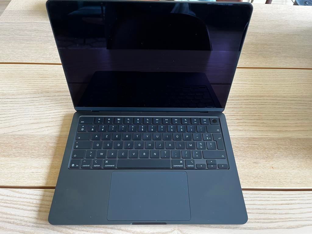 MacBook Air M4 13” – nieuwstaat – factuur – december 2025, 256 GB, 13 pouces, Comme neuf, Azerty