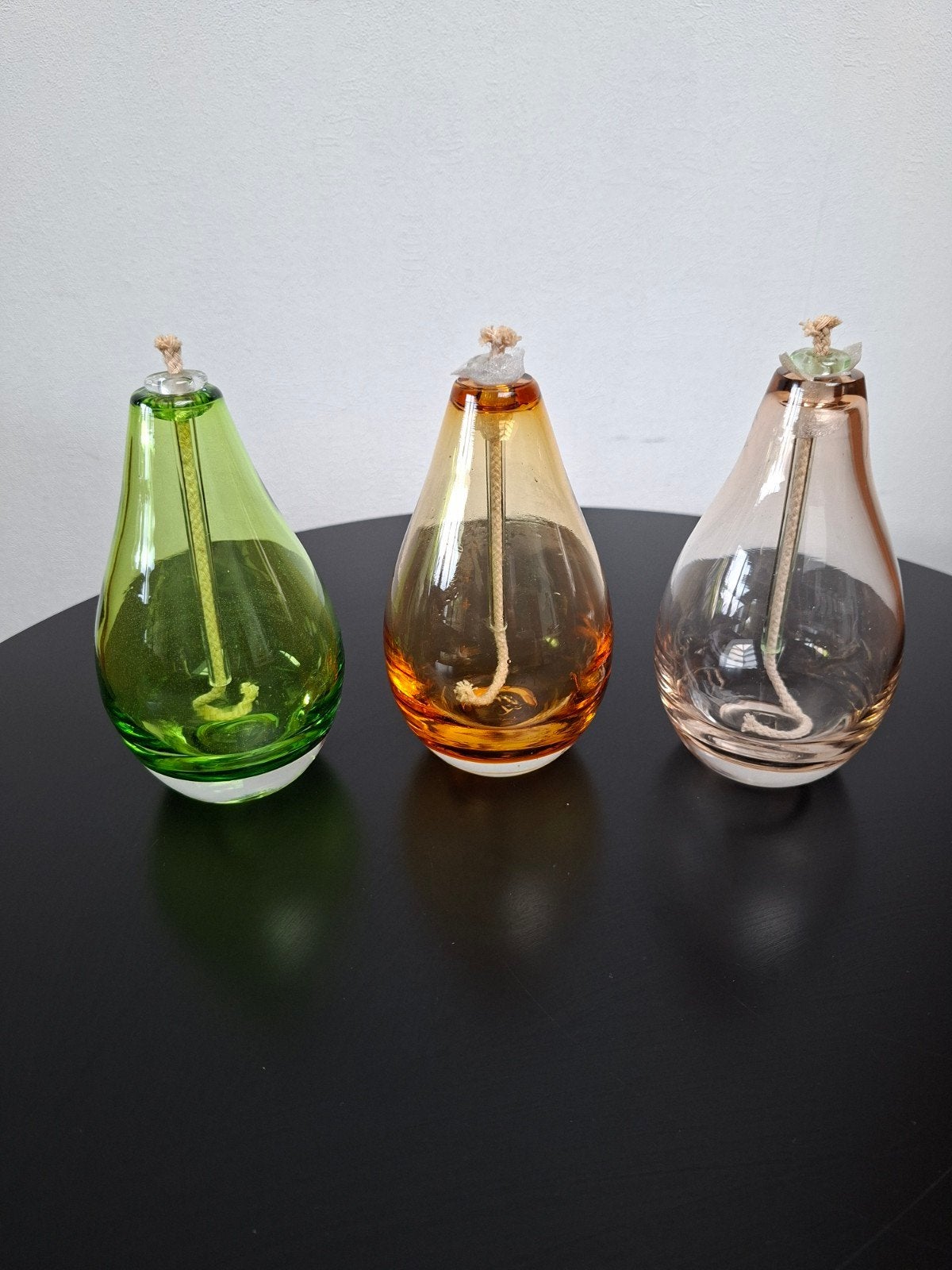 trio van olielampen, Enlèvement