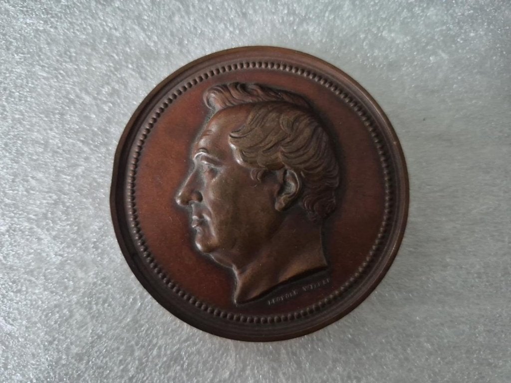 Bronzen medaille Louis Troye –Gouverneur van Henegouwen, Postzegels en Munten, Ophalen, Brons