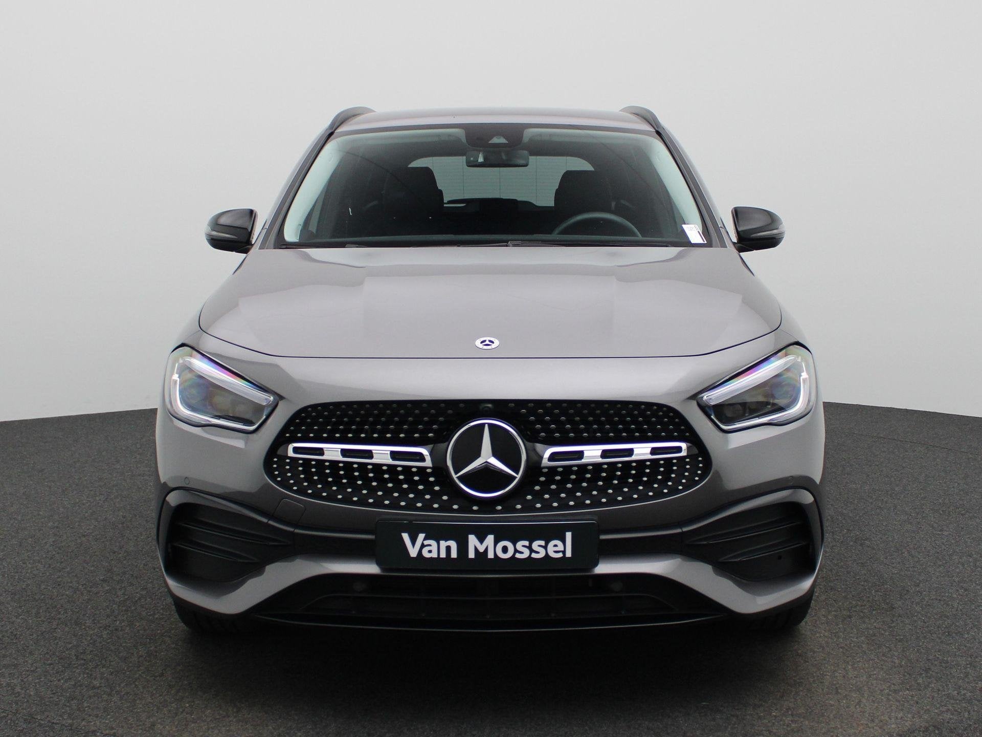 Mercedes-Benz GLA 250 e AMG Line + CARPLAY + MULTIBEAM + NIG, Auto's, Dealer onderhouden, Stof, 4 cilinders, 16 kWh